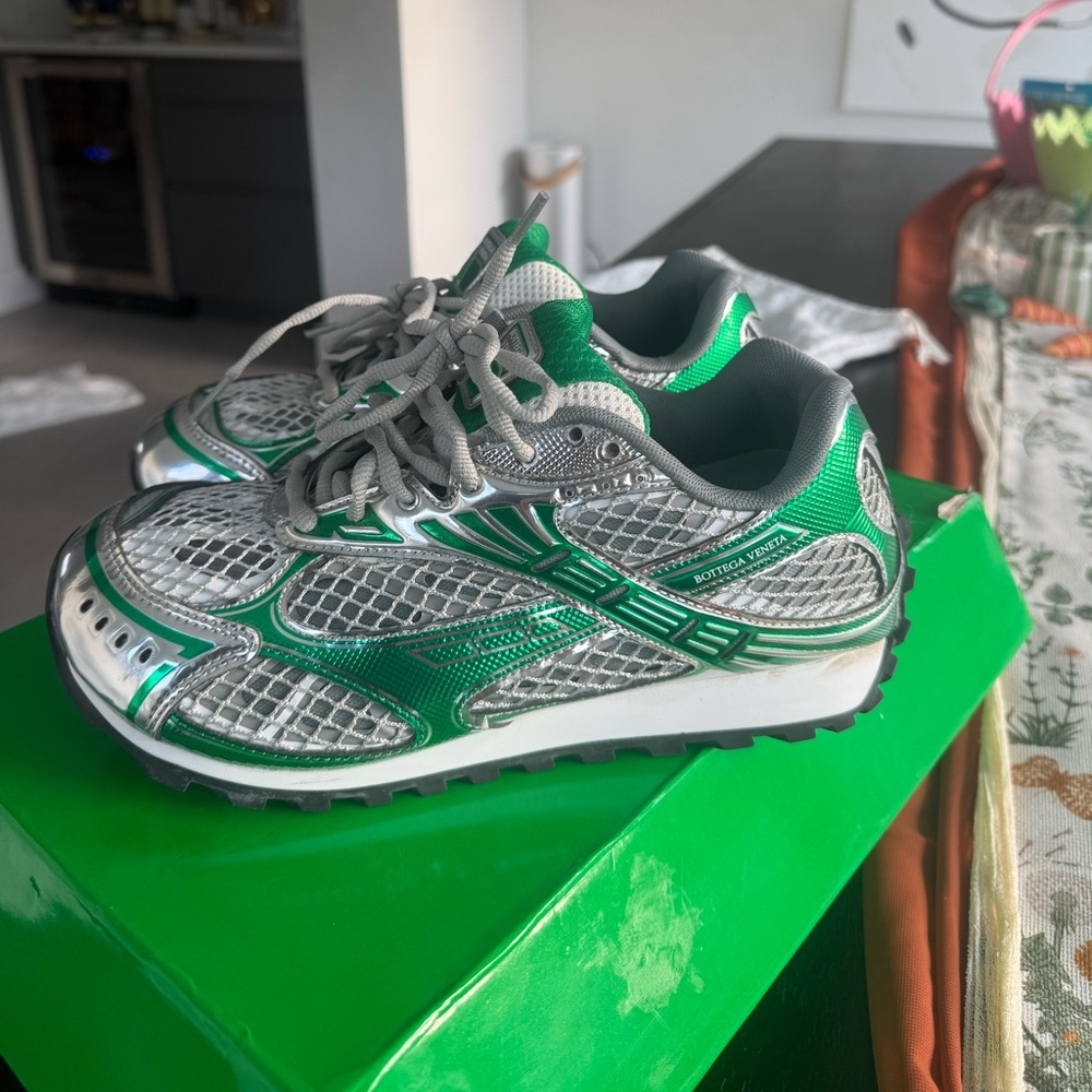 BOTTEGA VENETA ORBIT SNEAKERS SILVER & GREEN